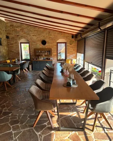 Pronájem restaurace, Velké Pavlovice, Bezručova, 74 m2