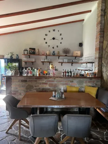 Pronájem restaurace, Velké Pavlovice, Bezručova, 74 m2