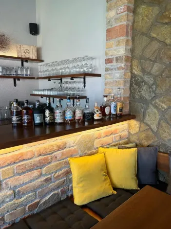 Pronájem restaurace, Velké Pavlovice, Bezručova, 74 m2