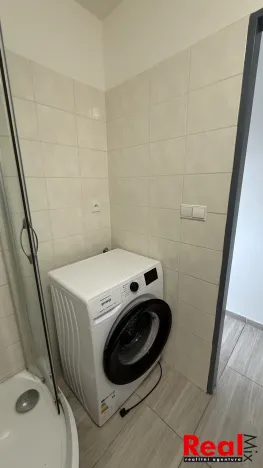 Pronájem bytu 2+1, Zlín - Malenovice, Chelčického, 54 m2