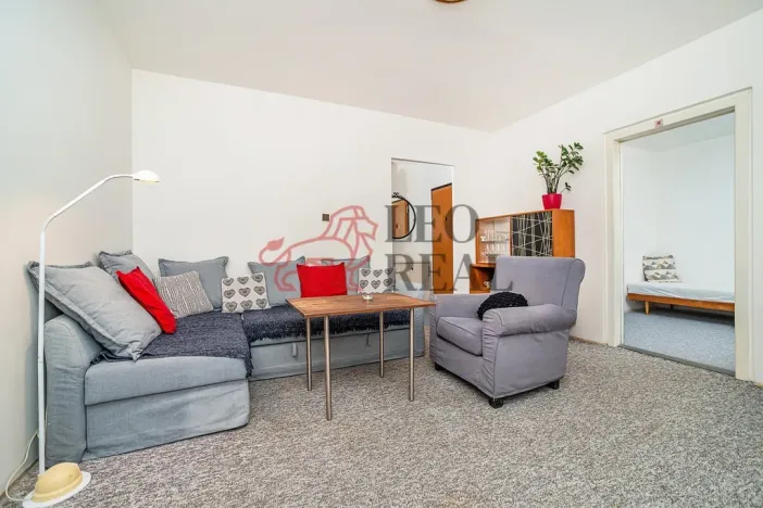 Prodej bytu 3+1, Praha - Lhotka, Štúrova, 69 m2