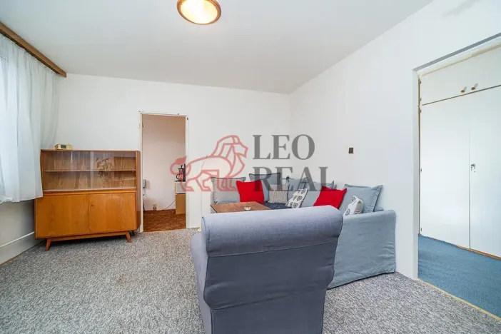 Prodej bytu 3+1, Praha - Lhotka, Štúrova, 69 m2