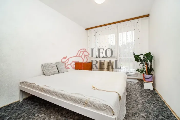 Prodej bytu 3+1, Praha - Lhotka, Štúrova, 69 m2