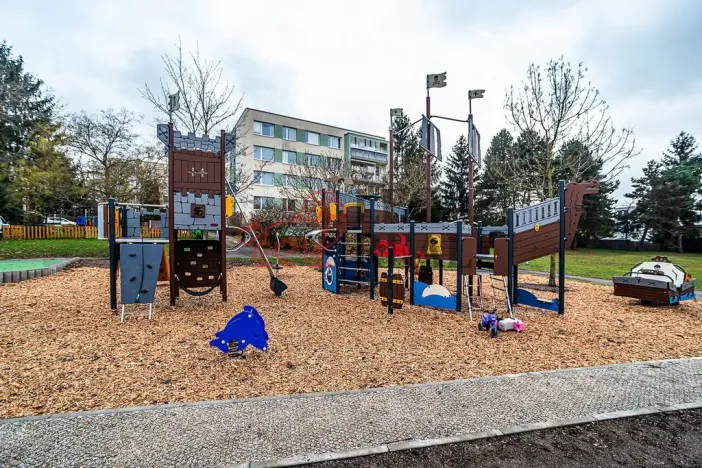 Prodej bytu 3+1, Praha - Lhotka, Štúrova, 69 m2