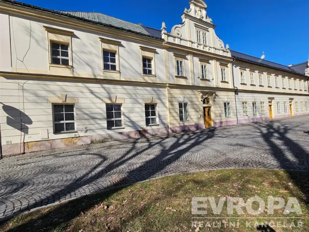 Pronájem bytu 2+kk, Vrchlabí, Zámek, 70 m2