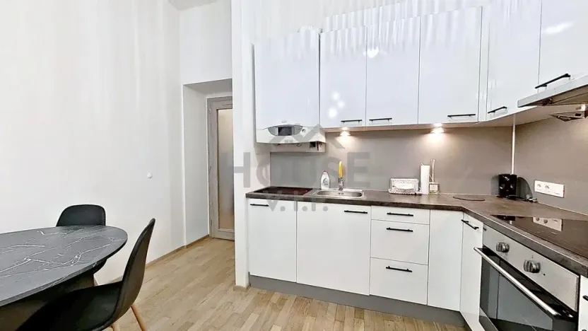 Prodej bytu 2+kk, Praha - Žižkov, Bořivojova, 40 m2