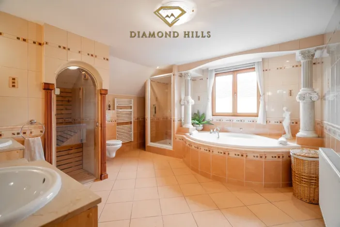 Prodej rodinného domu, Kozojedy, Českobrodská, 299 m2