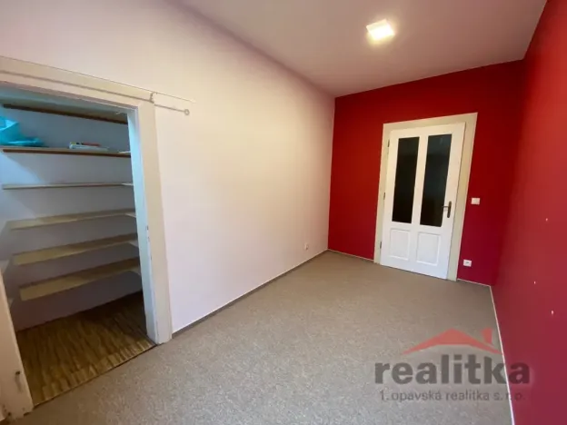 Prodej bytu 4+1, Opava - Předměstí, Olomoucká, 110 m2