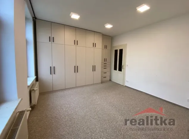 Prodej bytu 4+1, Opava - Předměstí, Olomoucká, 110 m2