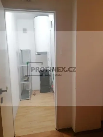 Pronájem bytu 2+1, Třeboň - Třeboň II, Táboritská, 50 m2