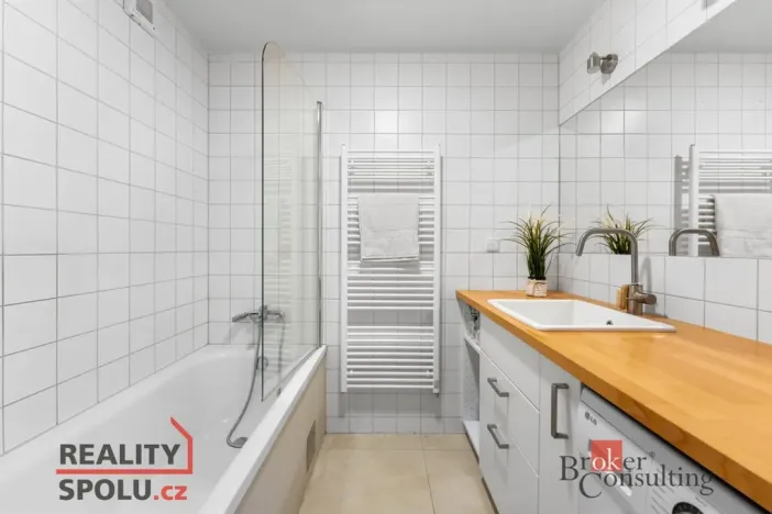 Pronájem bytu 2+kk, 68 m2