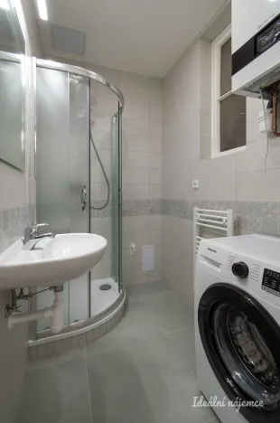 Pronájem bytu 2+kk, Praha - Žižkov, Basilejské náměstí, 49 m2