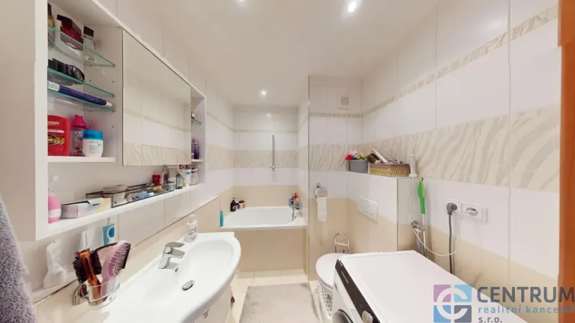 Pronájem bytu 2+kk, Jablonec nad Nisou, Vysoká, 42 m2