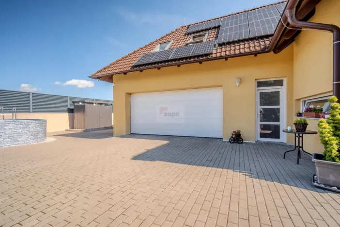 Prodej rodinného domu, Přezletice, Nohavice, 218 m2