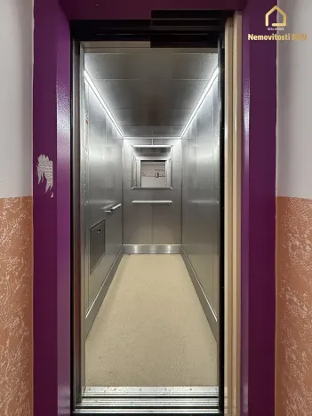 Prodej bytu 3+1, Ostrava, Slavíkova, 70 m2