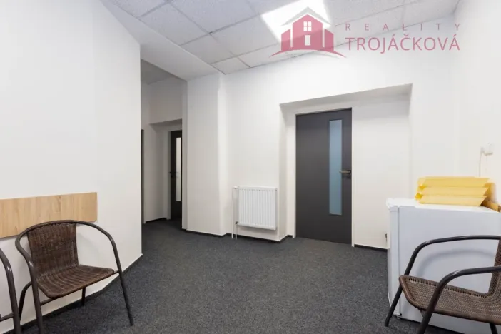 Pronájem kanceláře, Havířov - Prostřední Suchá, U Pošty, 802 m2