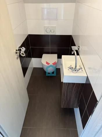 Prodej bytu 3+kk, Praha - Lochkov, K Lahovské, 99 m2