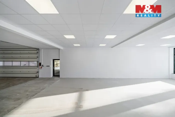 Pronájem skladu, Hronov - Zbečník, 780 m2