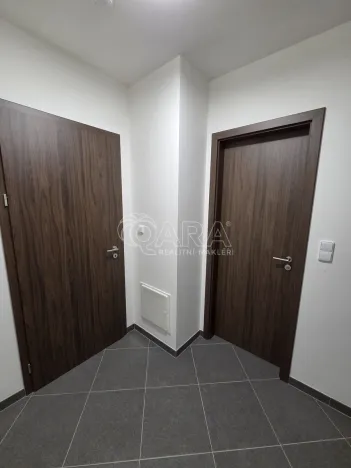 Pronájem bytu 2+kk, Kralupy nad Vltavou, Nádražní, 38 m2