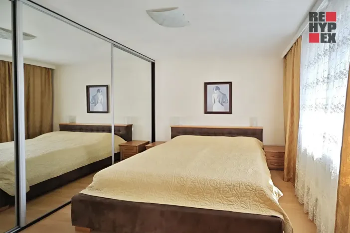 Pronájem bytu 4+kk, Liberec - Liberec VI-Rochlice, Nádvorní, 83 m2