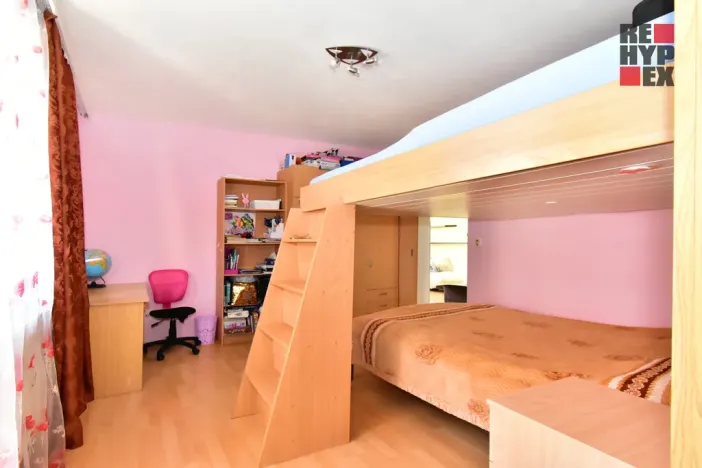 Pronájem bytu 4+kk, Liberec - Liberec VI-Rochlice, Nádvorní, 83 m2