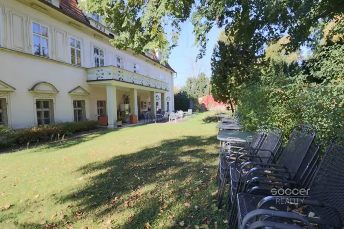 Pronájem kanceláře, Praha - Bubeneč, Na Zátorce, 70 m2