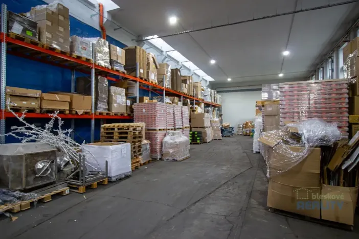 Pronájem skladu, Brandýs nad Labem-Stará Boleslav, 483 m2