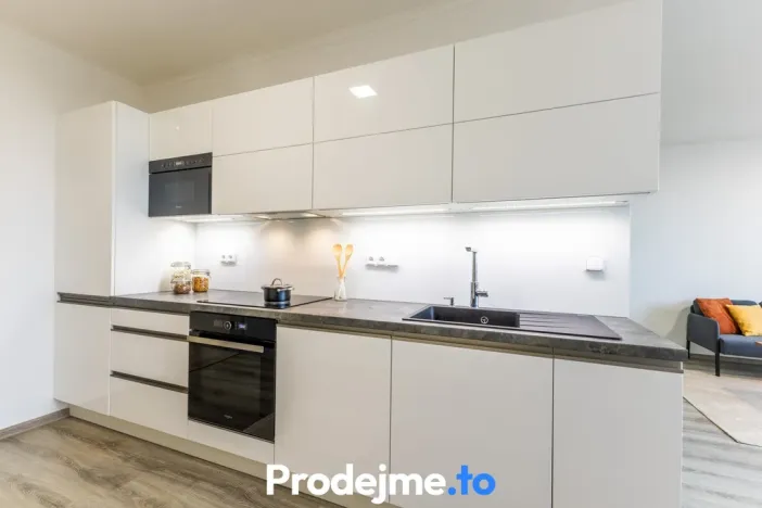 Prodej bytu 2+kk, Znojmo, Kosmákova, 60 m2