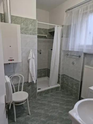 Pronájem bytu 3+1, Praha - Strašnice, Pod Viktorkou, 107 m2