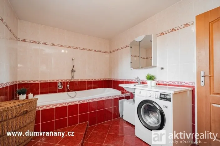 Prodej rodinného domu, Vraňany, 223 m2