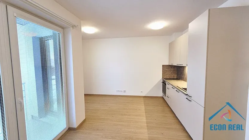 Pronájem bytu 1+kk, Praha - Chodov, Drahňovická, 32 m2