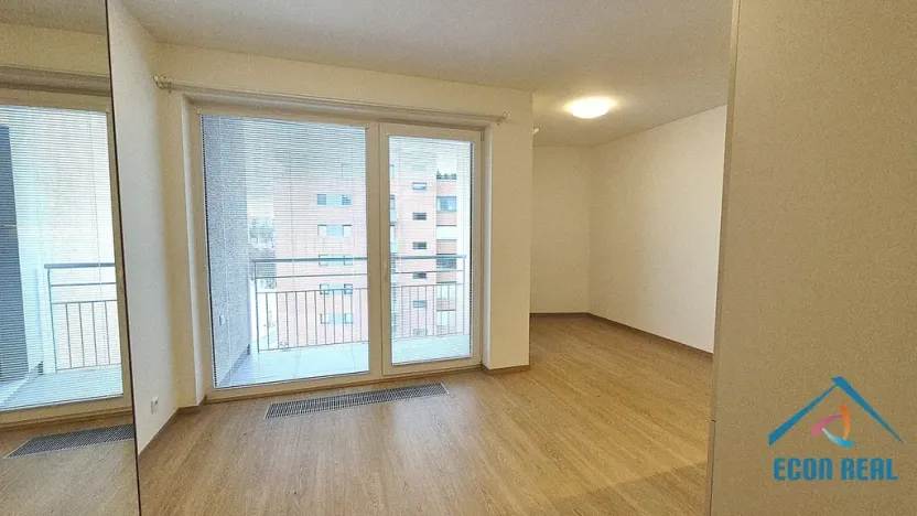 Pronájem bytu 1+kk, Praha - Chodov, Drahňovická, 32 m2