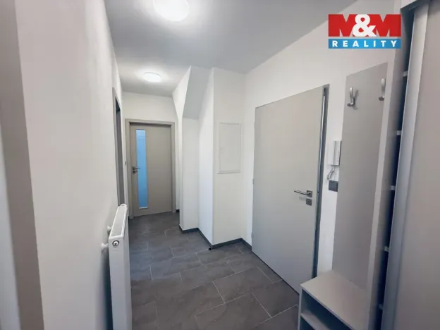 Pronájem bytu 3+kk, Králova Lhota, 63 m2