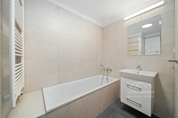 Pronájem bytu 2+kk, Praha - Chodov, Líbalova, 42 m2