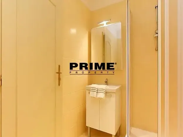 Pronájem bytu 3+kk, Praha - Vinohrady, Máchova, 63 m2