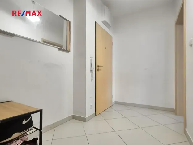 Pronájem bytu 2+kk, Praha - Dolní Měcholupy, Honzíkova, 55 m2