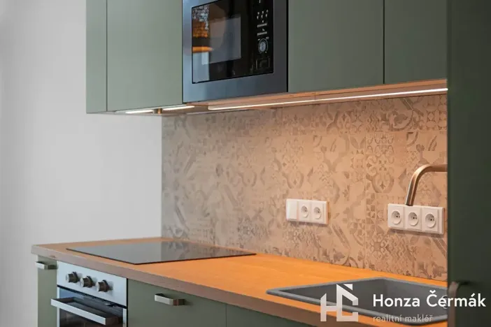 Pronájem bytu 1+kk, Brno, 35 m2