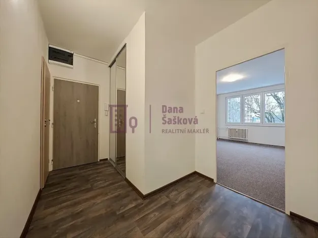 Pronájem bytu 2+1, Jindřichův Hradec, sídliště Vajgar, 61 m2