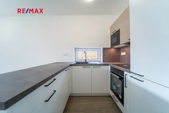 Pronájem rodinného domu, Veltruby, 97 m2