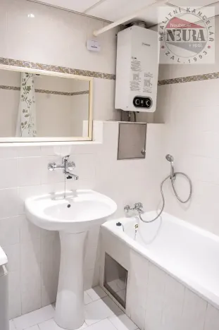 Pronájem bytu 2+kk, Praha - Nusle, Zdaru, 49 m2