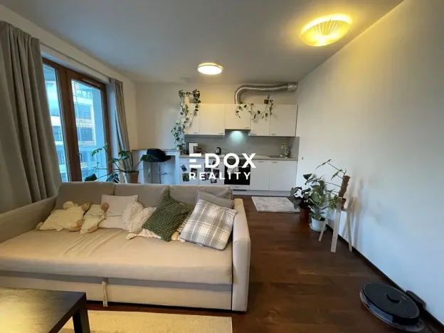 Pronájem bytu 1+kk, Praha - Košíře, Naskové, 34 m2