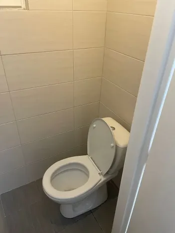 Pronájem bytu 1+kk, Praha - Nusle, Kloboučnická, 28 m2