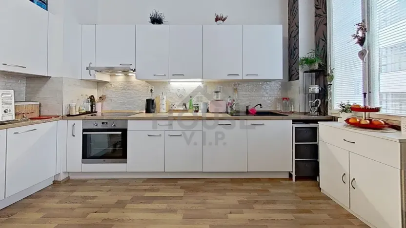 Prodej bytu 4+1, Praha - Vinohrady, Londýnská, 141 m2