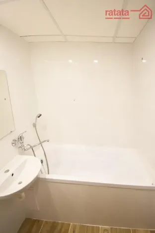 Pronájem bytu 2+1, Klášterec nad Ohří, Václava Řezáče, 57 m2