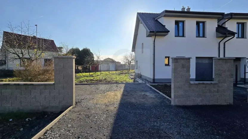 Prodej rodinného domu, Přerov nad Labem, 126 m2