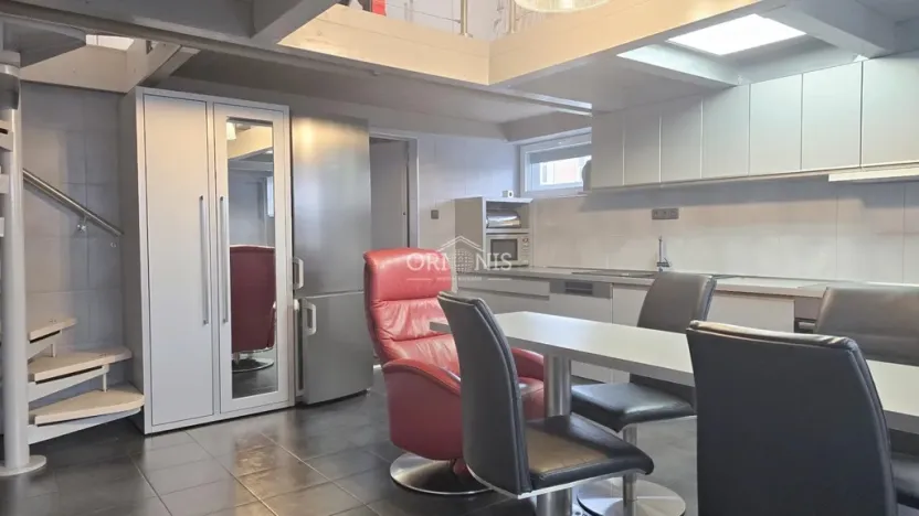 Pronájem bytu 2+kk, Chomutov, Lipská, 65 m2