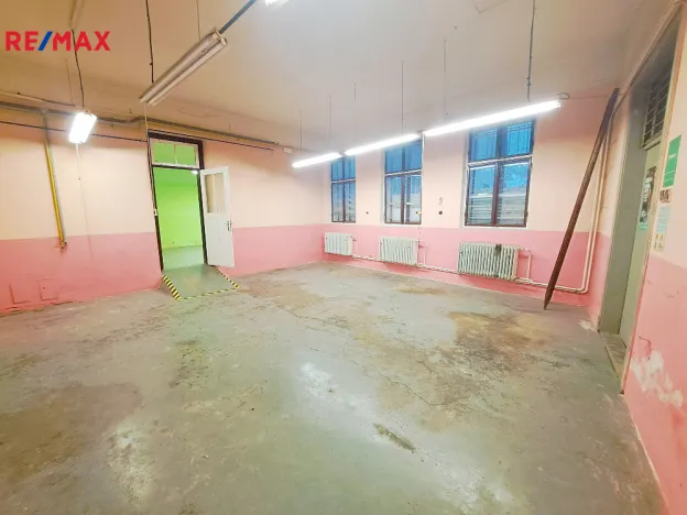 Pronájem skladu, Železný Brod, Jirchářská, 185 m2