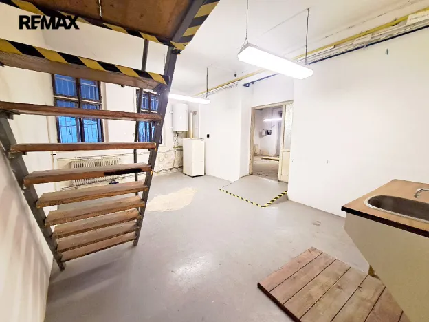 Pronájem skladu, Železný Brod, Jirchářská, 185 m2