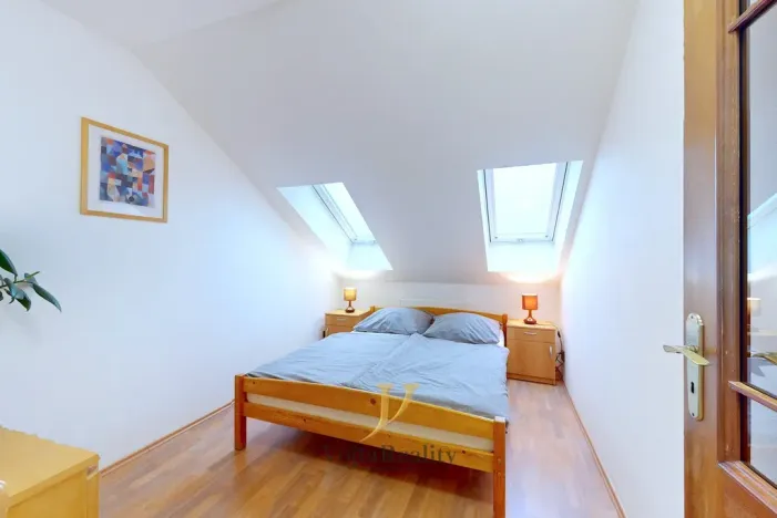 Pronájem bytu 2+kk, Olomouc - Neředín, Západní, 33 m2