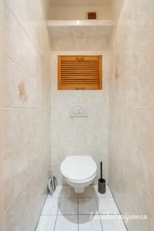 Pronájem bytu 2+kk, Praha - Bohnice, Zelenohorská, 42 m2